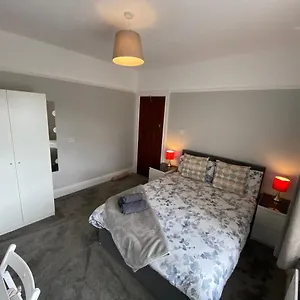 Crumlin Road Town House Privatunterkunft